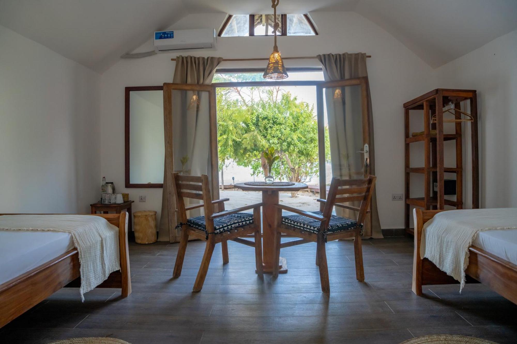 Juana Ocean Villas Makunduchi Eksteriør billede